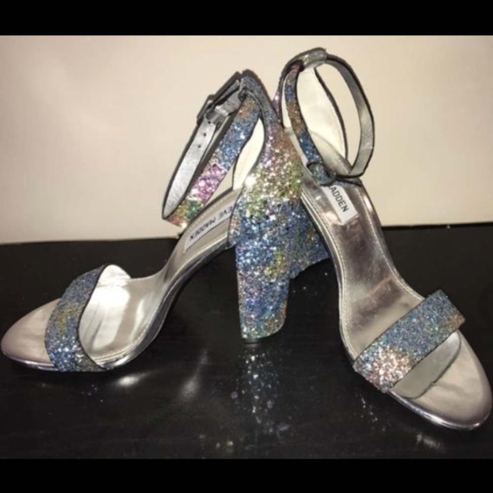 Steve Madden pumps